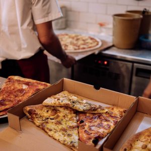 Защо VICTORIA е лидер по takeaway и delivery поръчки
